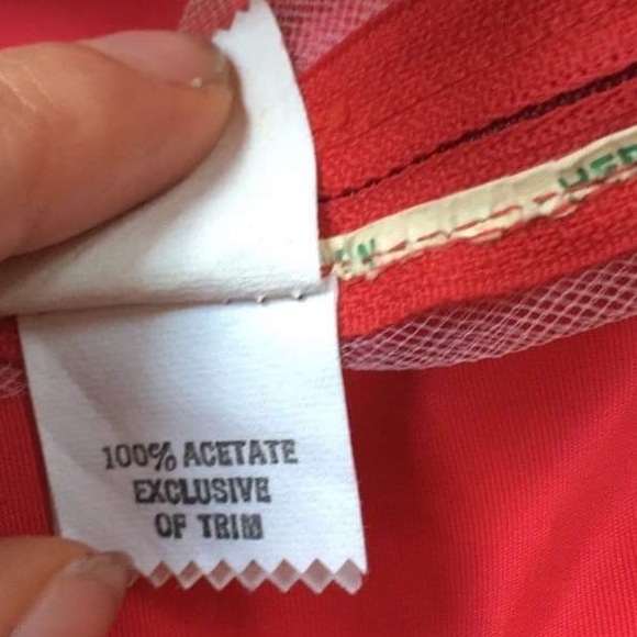 SOLD 70s does 50s VINTAGE Bright Red Party Dress - Picture 4 of 4